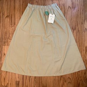 NWT: Khaki Orvis Skirt